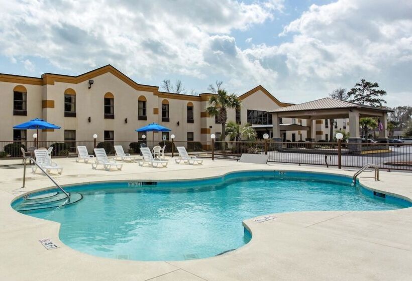 Отель Quality Inn Surfside Myrtle Beach