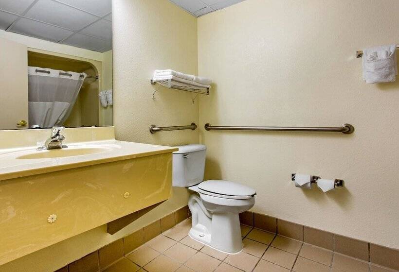 Отель Quality Inn Surfside Myrtle Beach