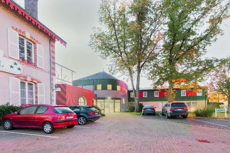 هتل Le Circuit Le Mans