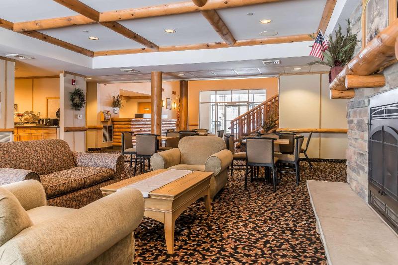 בית מלון כפרי Rodeway Inn & Suites