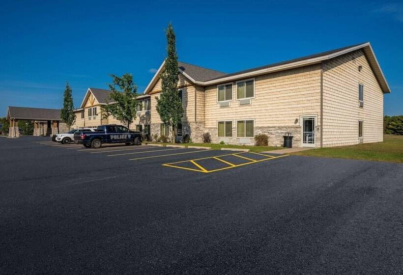 בית מלון כפרי Rodeway Inn & Suites