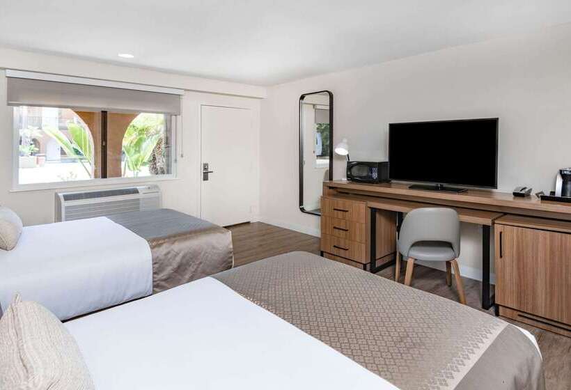 酒店 Wyndham Garden San Diego