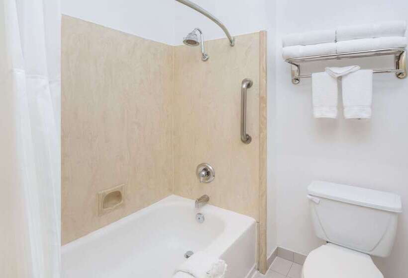 酒店 Wyndham Garden San Diego