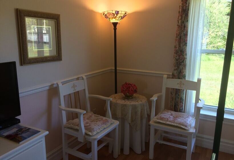 مبيت وإفطار The Parrsboro Mansion Inn