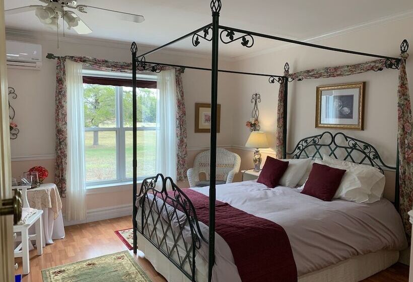 مبيت وإفطار The Parrsboro Mansion Inn