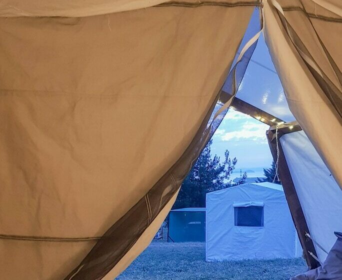 هتل Saros Tepe Camping