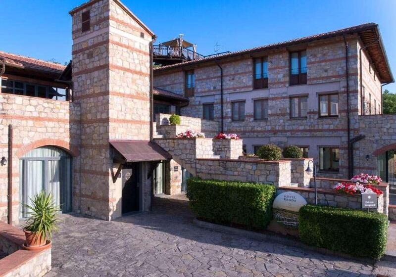 Cdh Hotel Radda