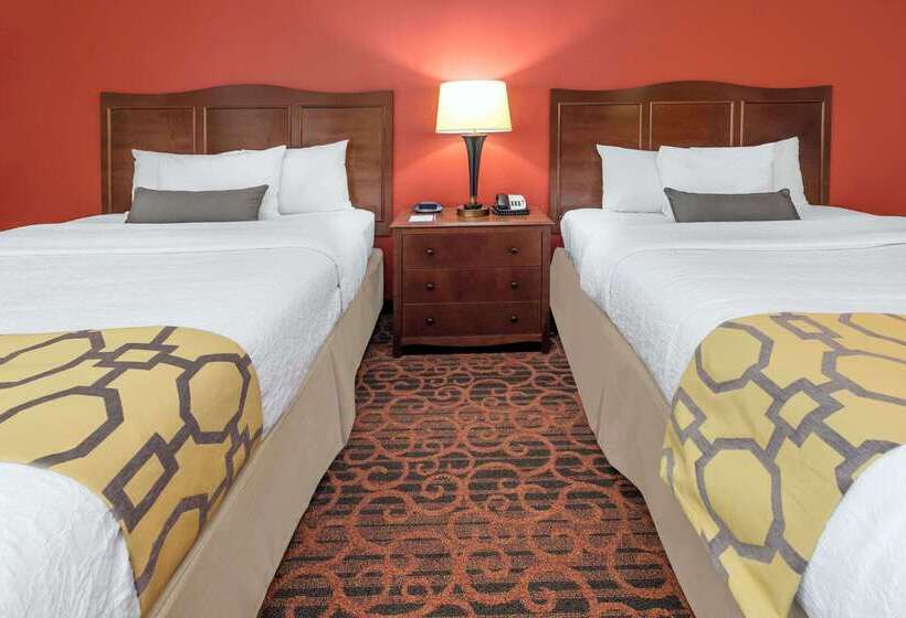בית מלון כפרי Baymont By Wyndham Oklahoma City/quail Springs