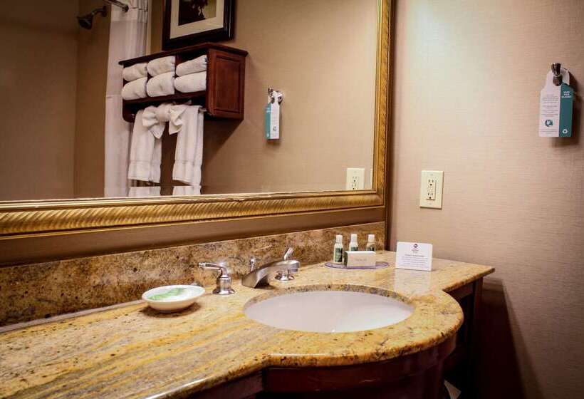 فندق Best Western Plus Arrowhead