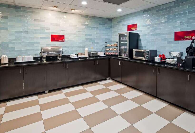 Отель Best Western Plus Lexington Inn