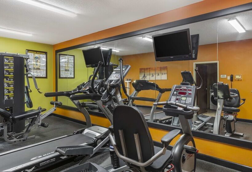 هتل Best Western Plus Wilmington/carolina Beach