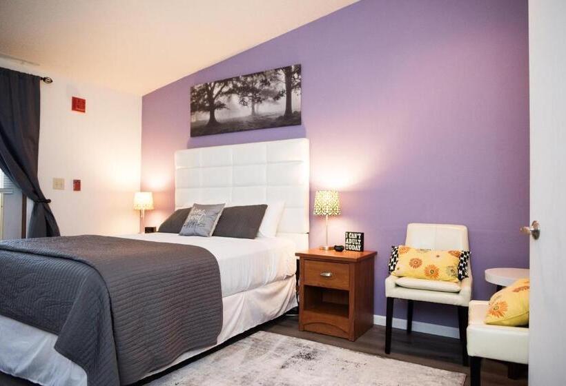 هتل Caribbean Club Resort