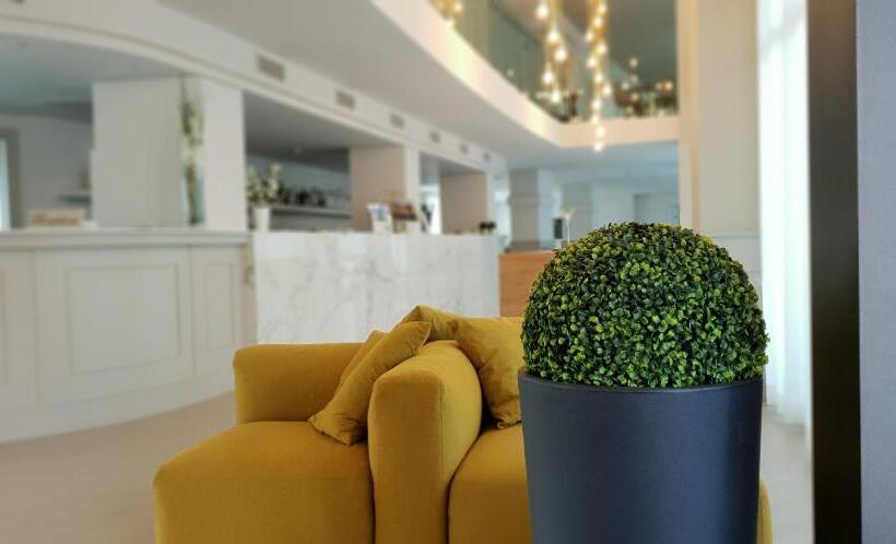 Phi Hotel Cavalieri