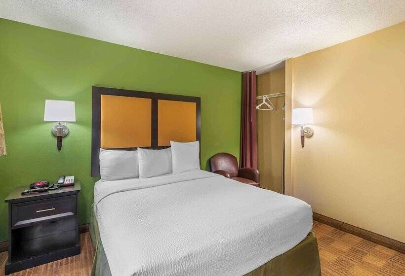 هتل Extended Stay America Select Suites   Chesapeake   Churchland Blvd