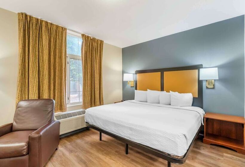 هتل Extended Stay America Suites  Chesapeake  Greenbrier Circle