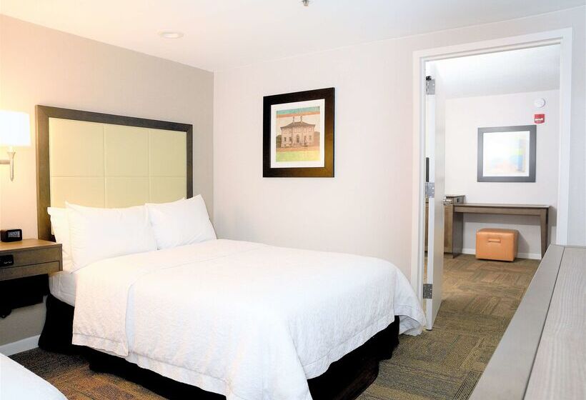 هتل Hampton Inn Alexandriaold Town/king St. Metro