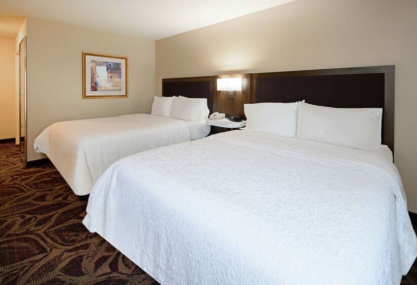 فندق Hampton Inn & Suites Bremerton