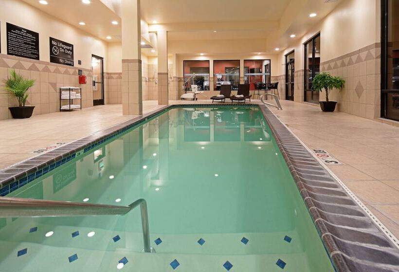 فندق Hampton Inn & Suites Bremerton