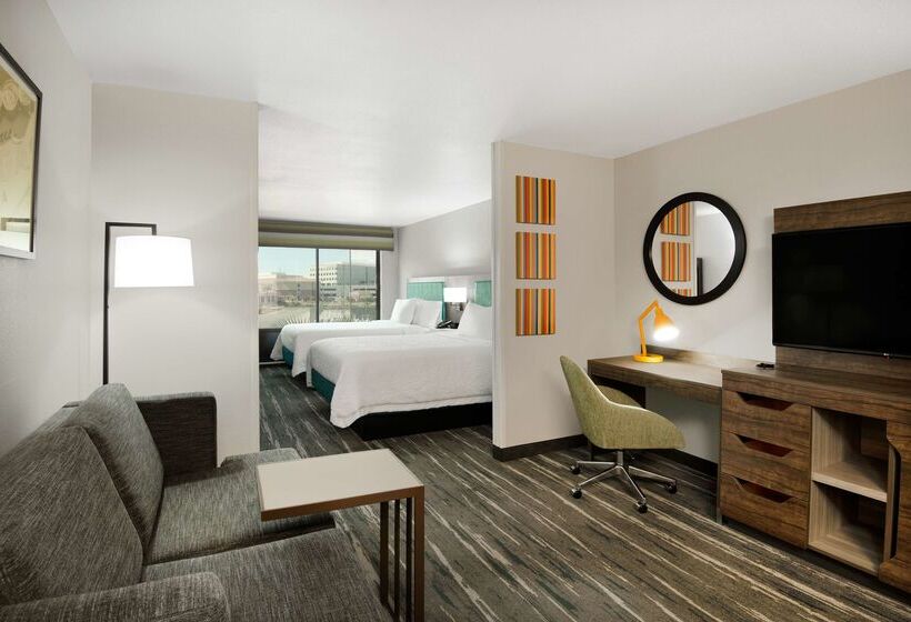 هتل Hampton Inn & Suites Las Vegas Henderson