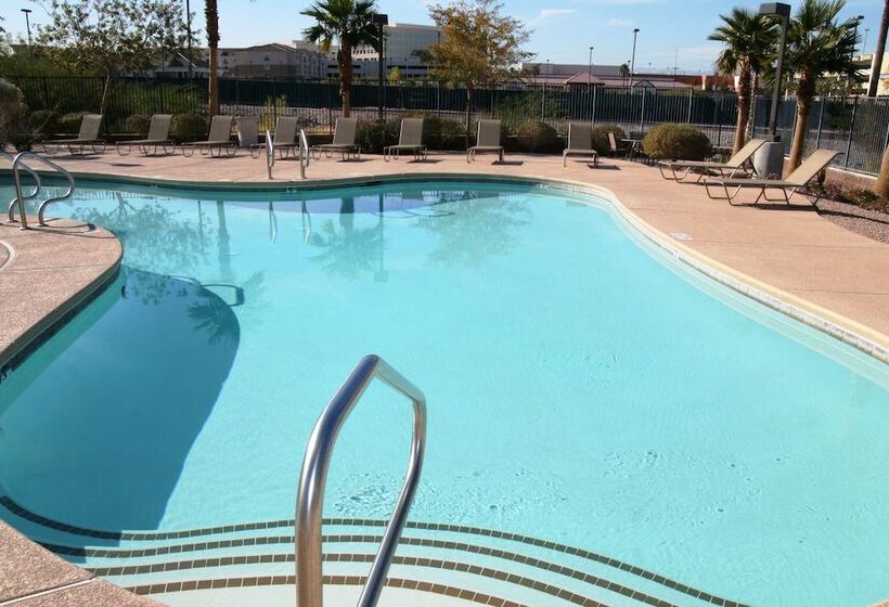 هتل Hampton Inn & Suites Las Vegas Henderson