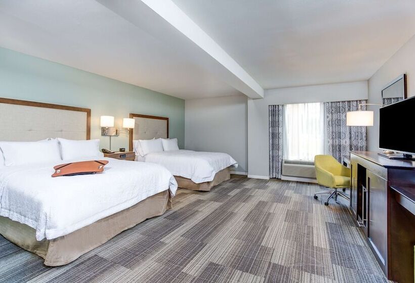 هتل Hampton Inn & Suites Macon I 475