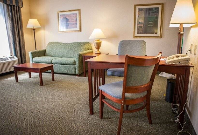 هتل Hampton Inn & Suites Springfield Southwest