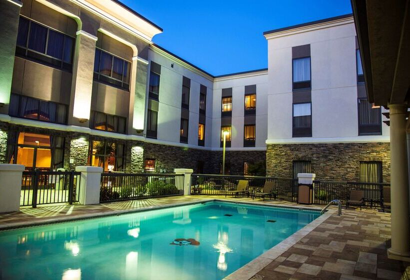 هتل Hampton Inn & Suites Stillwater
