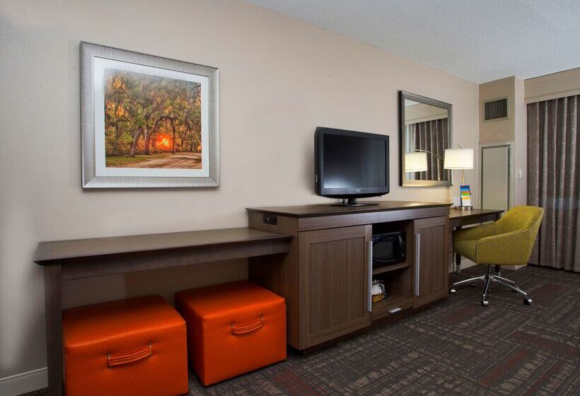 هتل Hampton Inn & Suites Valdosta/conference Center