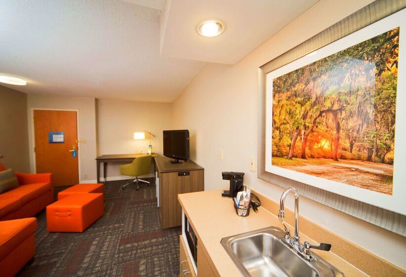 هتل Hampton Inn & Suites Valdosta/conference Center