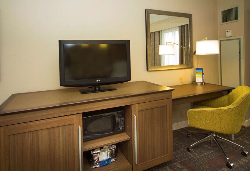 هتل Hampton Inn & Suites Valdosta/conference Center