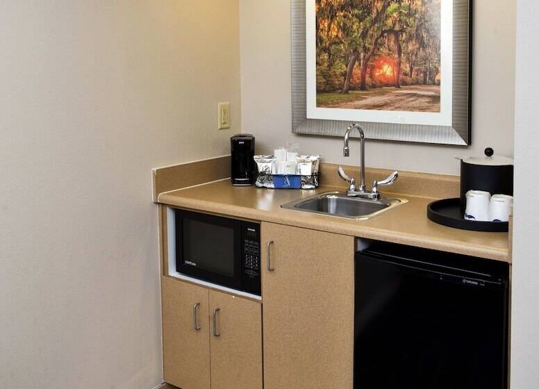 هتل Hampton Inn & Suites Valdosta/conference Center
