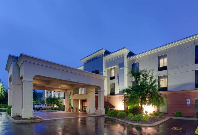فندق Hampton Inn Auburn