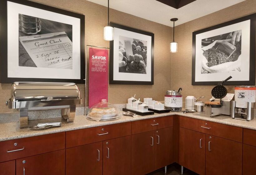 בית מלון כפרי Hampton Inn Battle Creek
