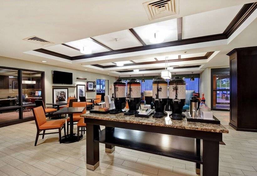 فندق Comfort Inn & Suites Mt. Holly   Westampton