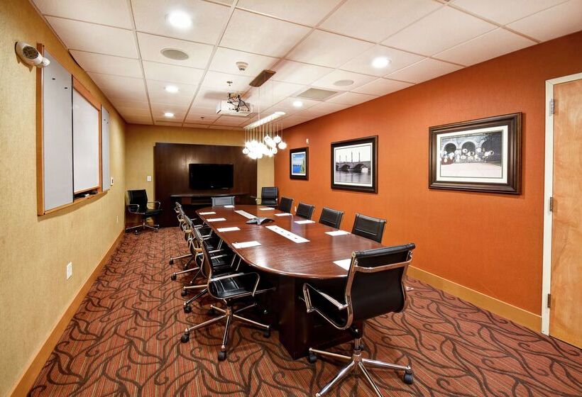 هتل Hampton Inn Chicopee/springfield