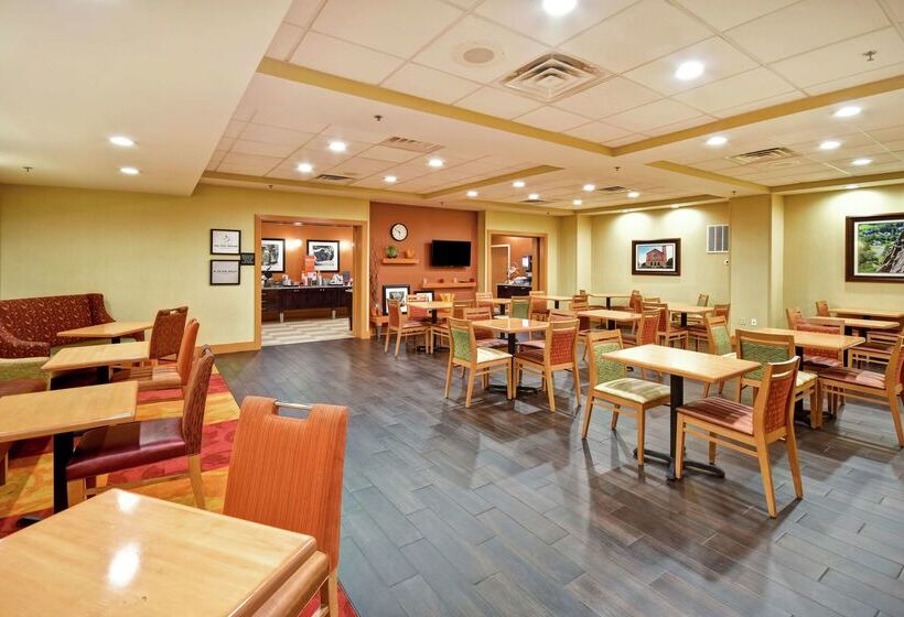 هتل Hampton Inn Chicopee/springfield