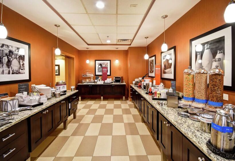 هتل Hampton Inn Chicopee/springfield