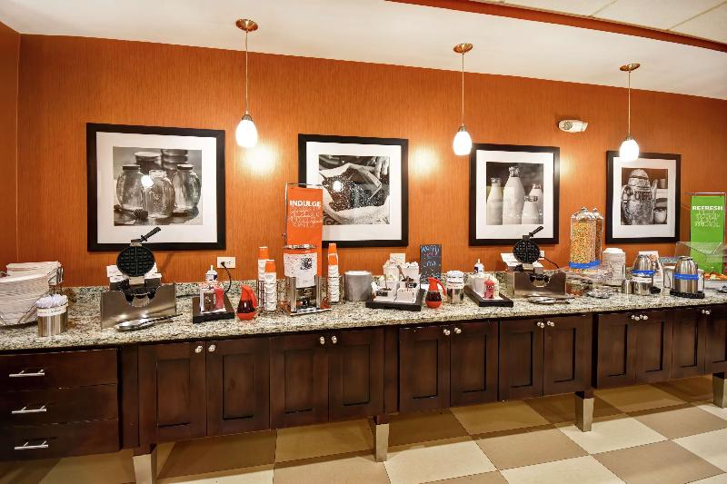 هتل Hampton Inn Chicopee/springfield