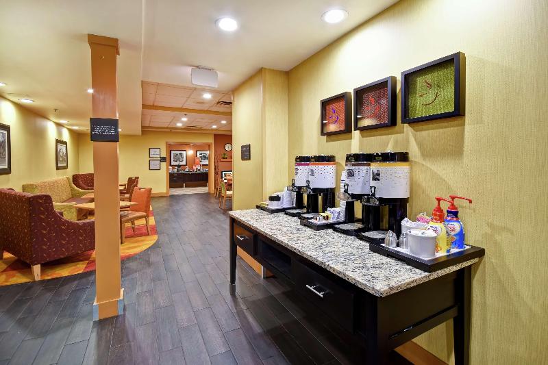 هتل Hampton Inn Chicopee/springfield