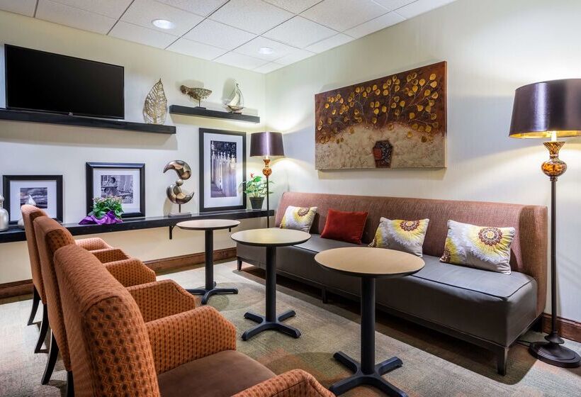 בית מלון כפרי Hampton Inn Clifton Park