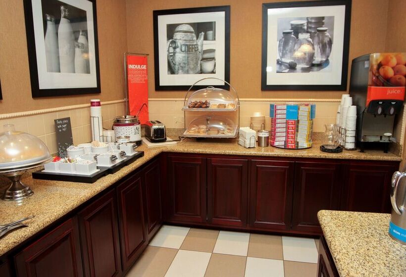 酒店 Hampton Inn Clinton