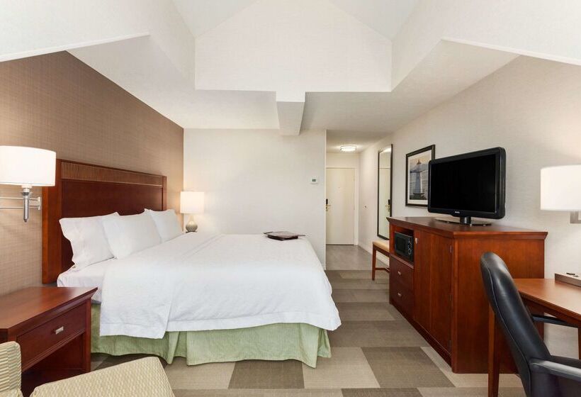 ホテル Hampton Inn Colchester