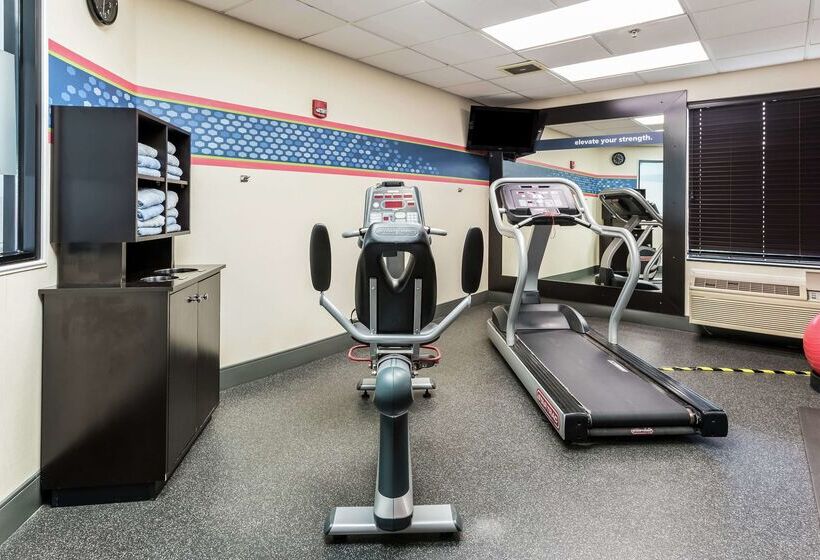 هتل Hampton Inn By Hilton Columbus I 70e/hamilton Rd