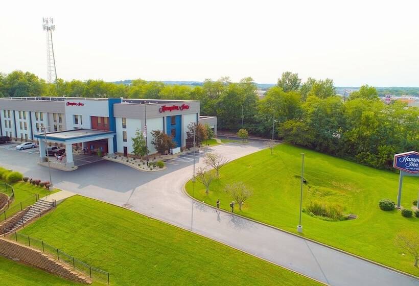 בית מלון כפרי Hampton Inn Danville