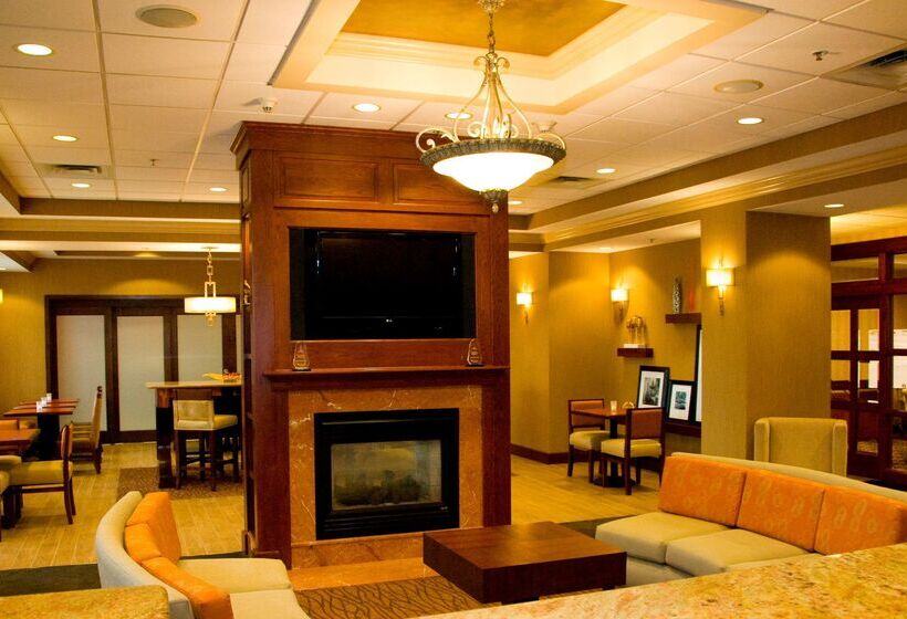 호텔 Hampton Inn Easton