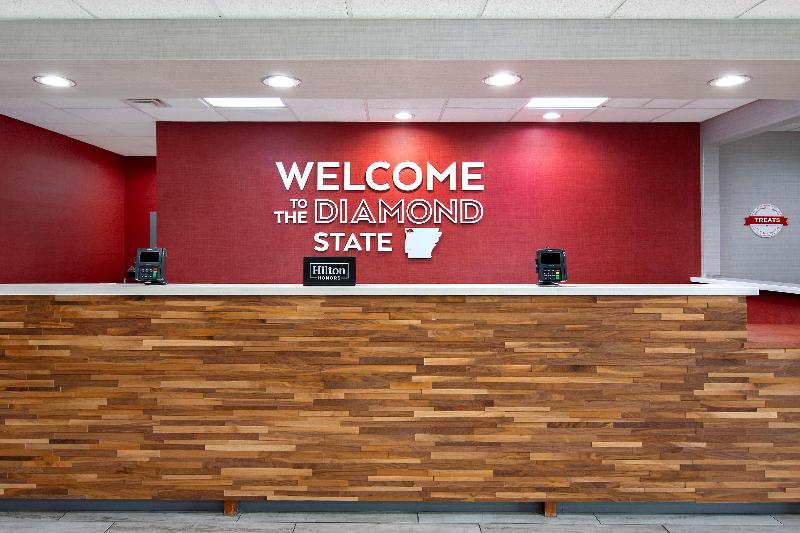 هتل Hampton Inn Fayetteville