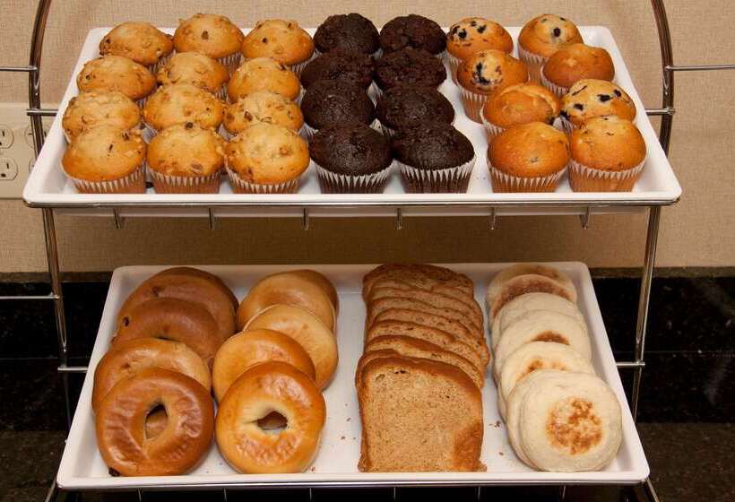 בית מלון כפרי Hampton Inn Fremont