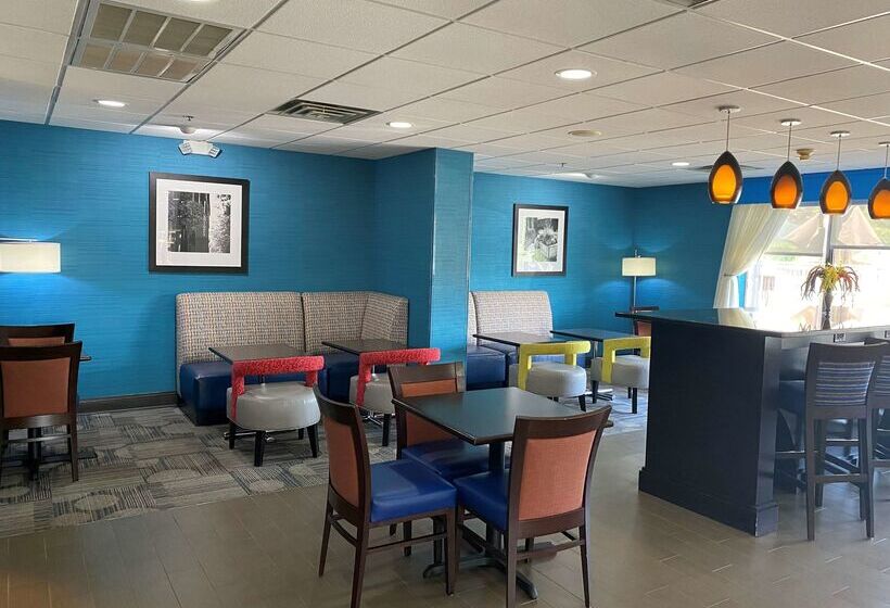 酒店 Hampton Inn Ft. Chiswell Max Meadows