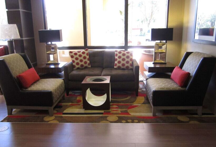 בית מלון כפרי Hampton Inn Fort Myers Airport & I 75
