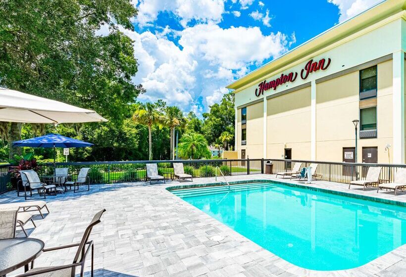 בית מלון כפרי Hampton Inn Gainesville